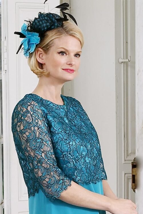 Bibi extraordinaire et chic en plumes et sisal peacock