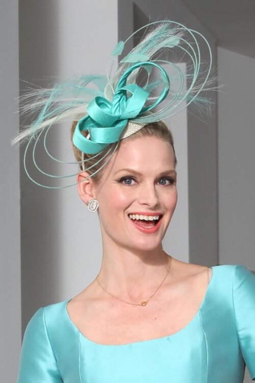 Serre-tête avec calotte à plumes et nud turquoises pour mariage