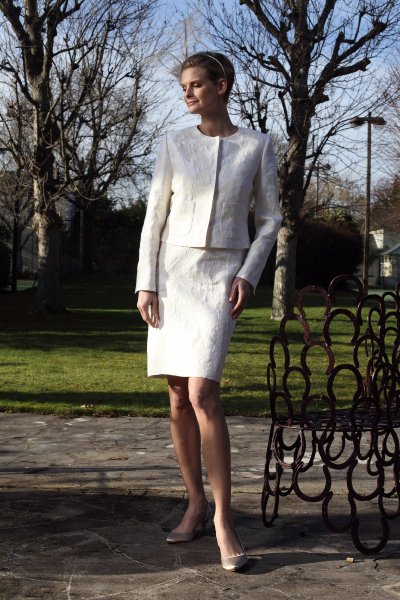 1 Tailleur de mariage robe courte et veste en jacquard brocard T40