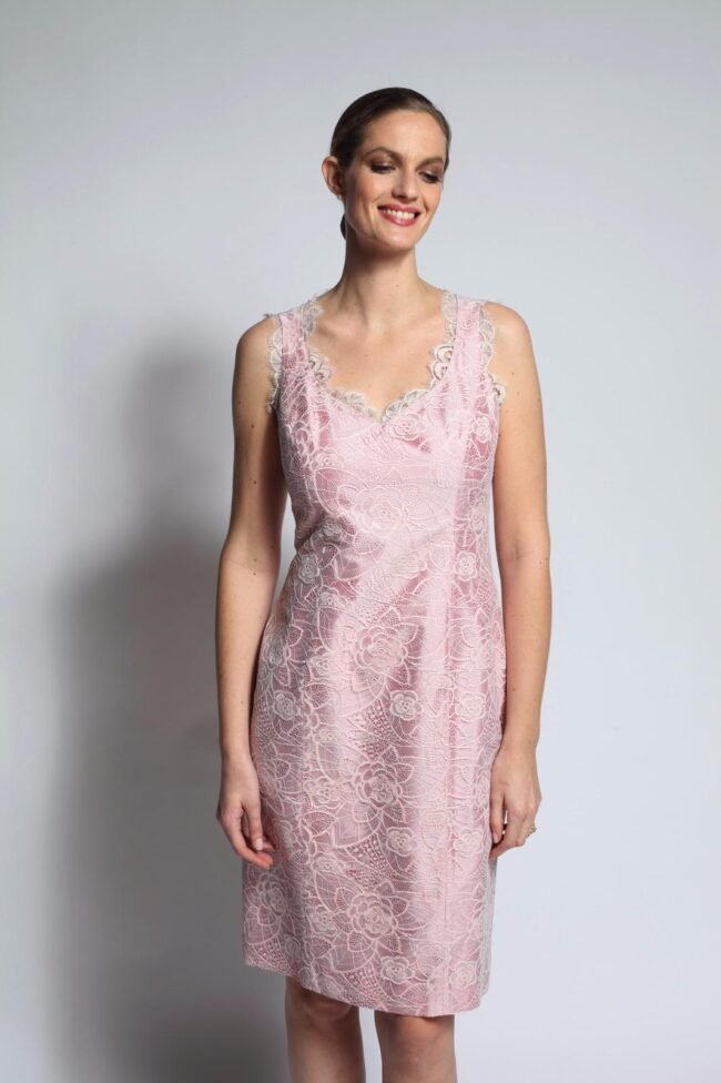 E18-NORA-BAKER-ICED-ROSE-2-zoom E18-NORA-BAKER-ICED-ROSE-2-zoom