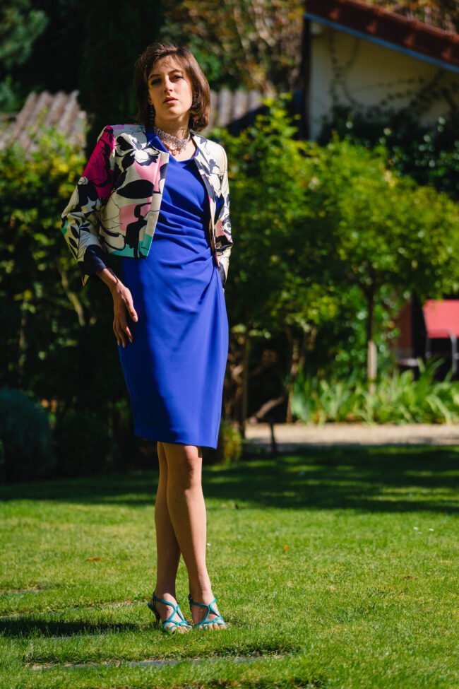 E25-THERESE-AKOLA-AQUA-MARINE-MAJORELLE-ALIX03-zoom E25-THERESE-AKOLA-AQUA-MARINE-MAJORELLE-ALIX03-zoom