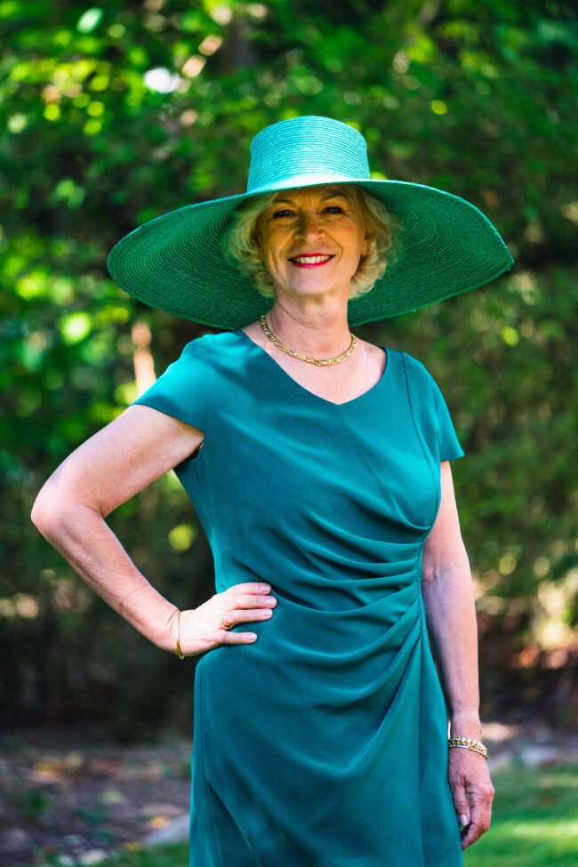 E25-THERESE-AKOLA-MAGENTA-MARINE-FEZ-JADE-ELISABETH06-zoom E25-THERESE-AKOLA-MAGENTA-MARINE-FEZ-JADE-ELISABETH06-zoom