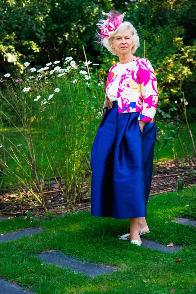 E25-THERESE-AKOLA-MAGENTA-MEDINA-INDIGO-ELISABETH03-zoom E25-THERESE-AKOLA-MAGENTA-MEDINA-INDIGO-ELISABETH03-zoom