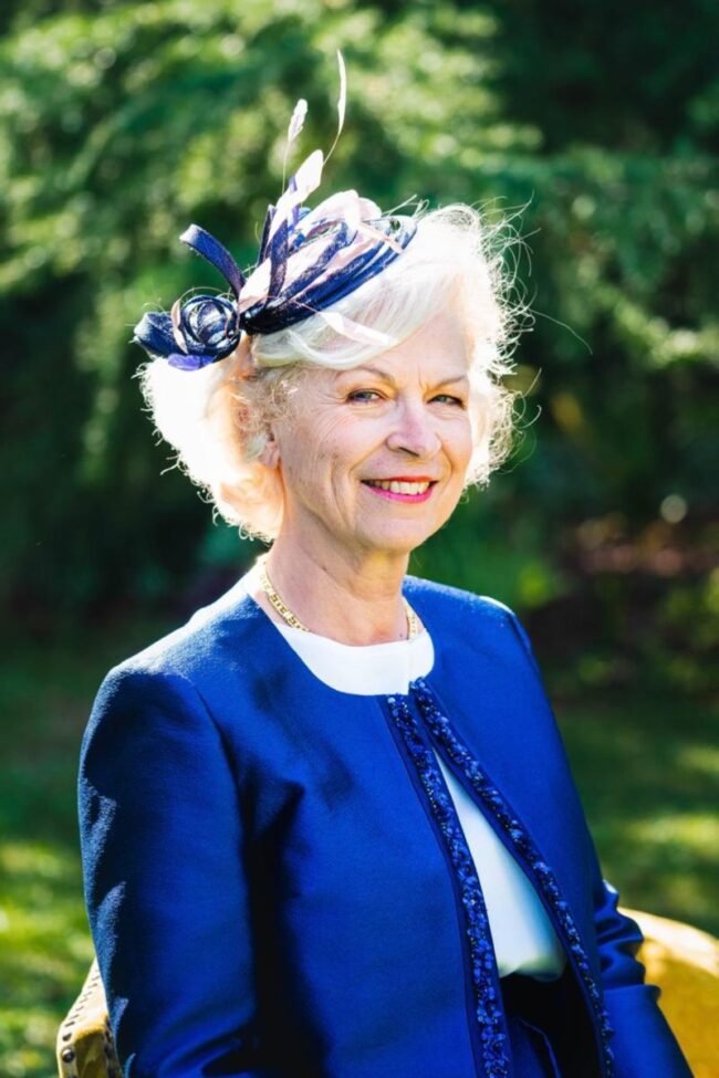 E25-THERESE-CIBOURE-PERLE05-zoom E25-THERESE-CIBOURE-PERLE05-zoom