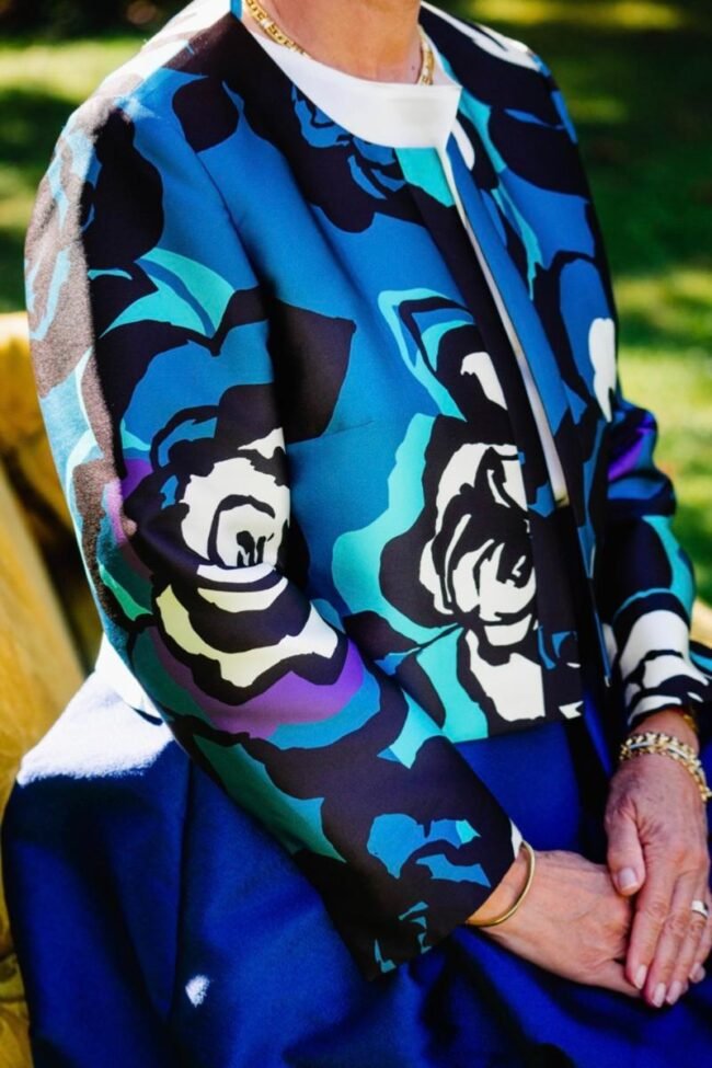 E25-THERESE-DODI-PEACOCK03-zoom E25-THERESE-DODI-PEACOCK03-zoom