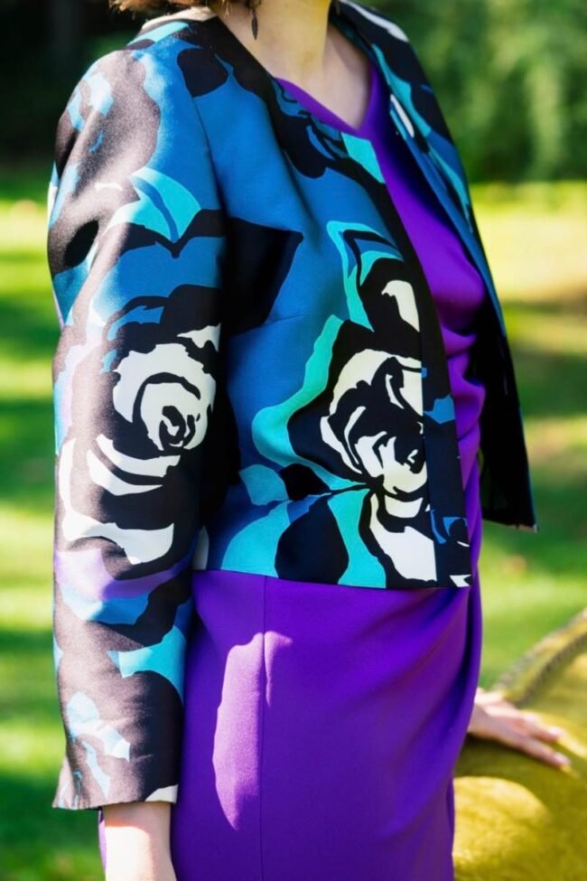 E25-THERESE-DODI-PEACOCK04-zoom E25-THERESE-DODI-PEACOCK04-zoom