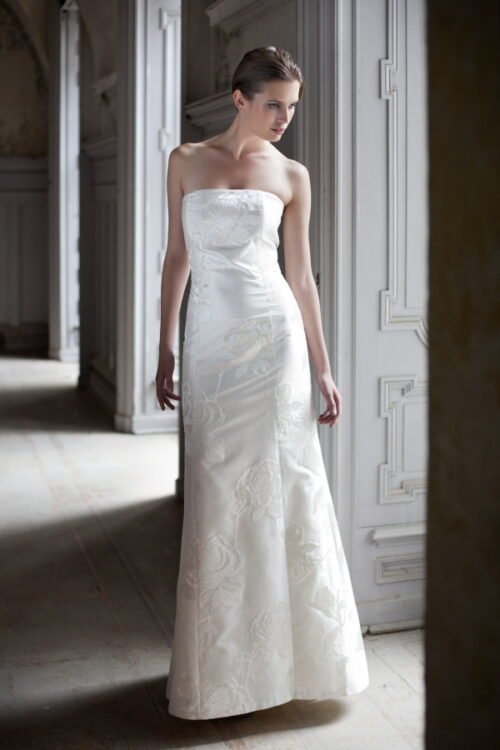Robe de mariée bustier brodée de roses CHRYSALIDE