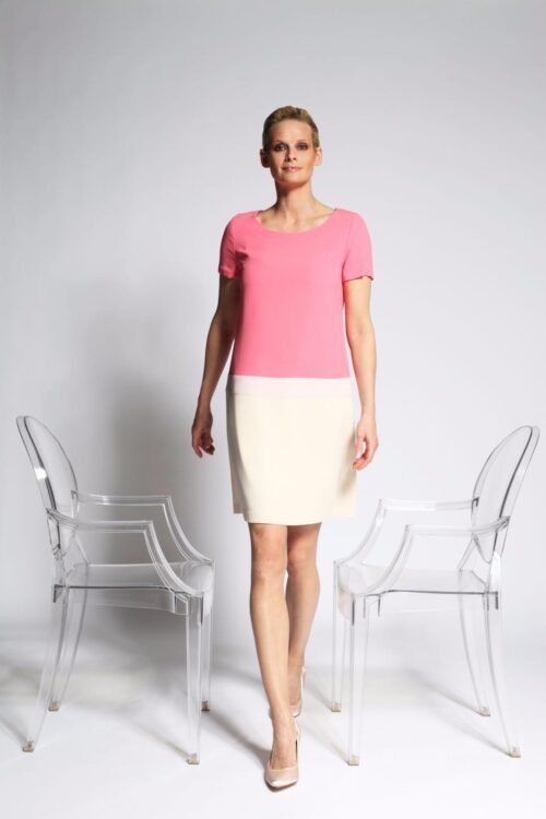 Robe CLARA en crêpe, petites manches courtes T40