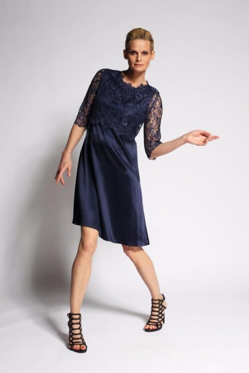 Robe Maia en crêpe et dentelle de calais indigo taille 42