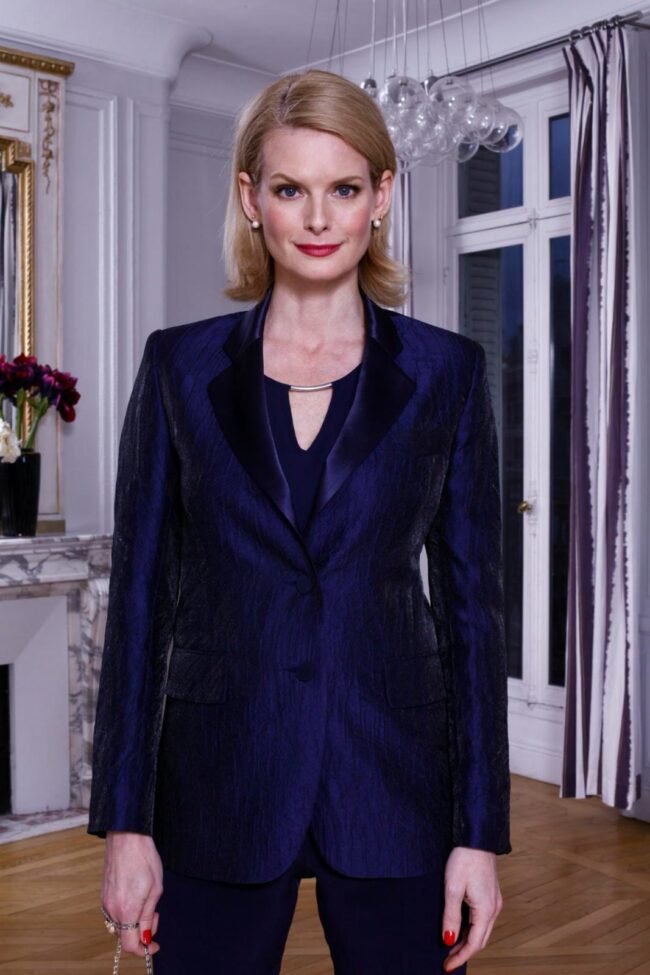 LIORA-LADY-indigo-zoom LIORA-LADY-indigo-zoom