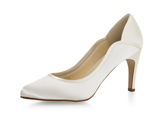 Lucy-Ivory-Satin-1-zoom Lucy-Ivory-Satin-1-zoom