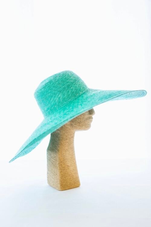 Capeline élégante couleur menthe pour évènement