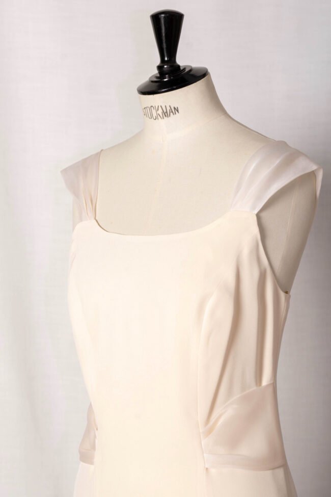 es-me-pro-robe-017-eygalieres-fez-017-vanille-4003-zoom es-me-pro-robe-017-eygalieres-fez-017-vanille-4003-zoom