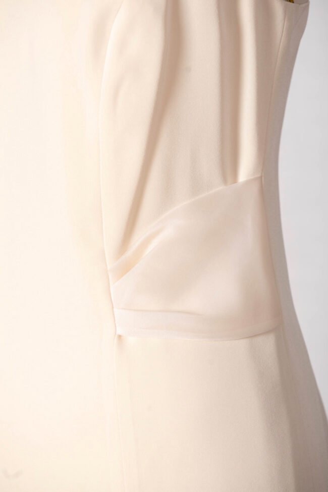 es-me-pro-robe-017-eygalieres-fez-017-vanille-4004-zoom es-me-pro-robe-017-eygalieres-fez-017-vanille-4004-zoom