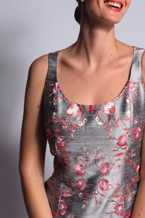 Syblime robe de cocktail en soie brodée DIANE
