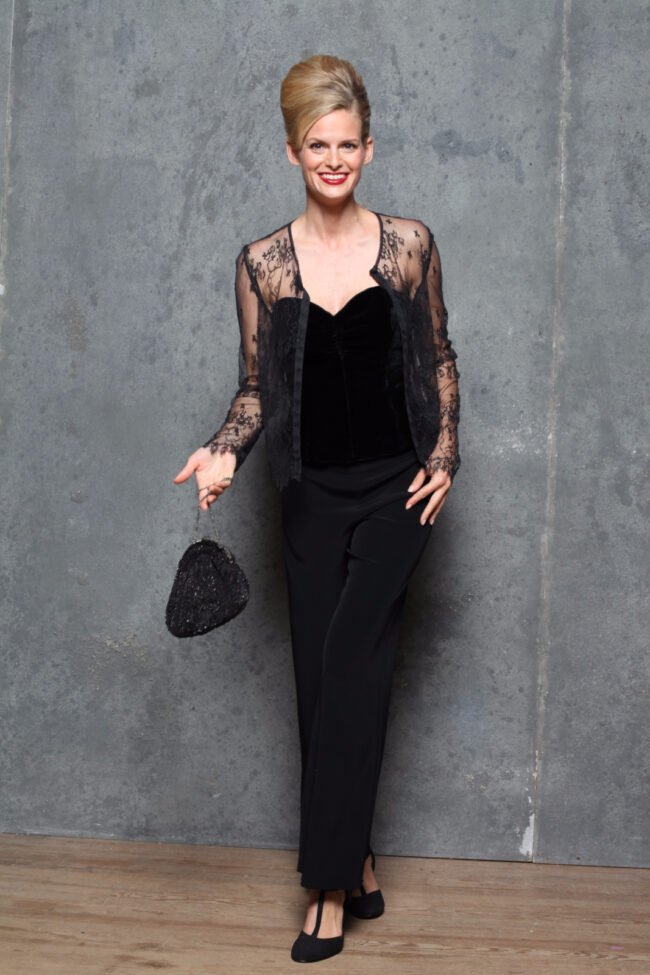 tailleur-pantalon-habille-pour-mariage-zoom tailleur-pantalon-habille-pour-mariage-zoom